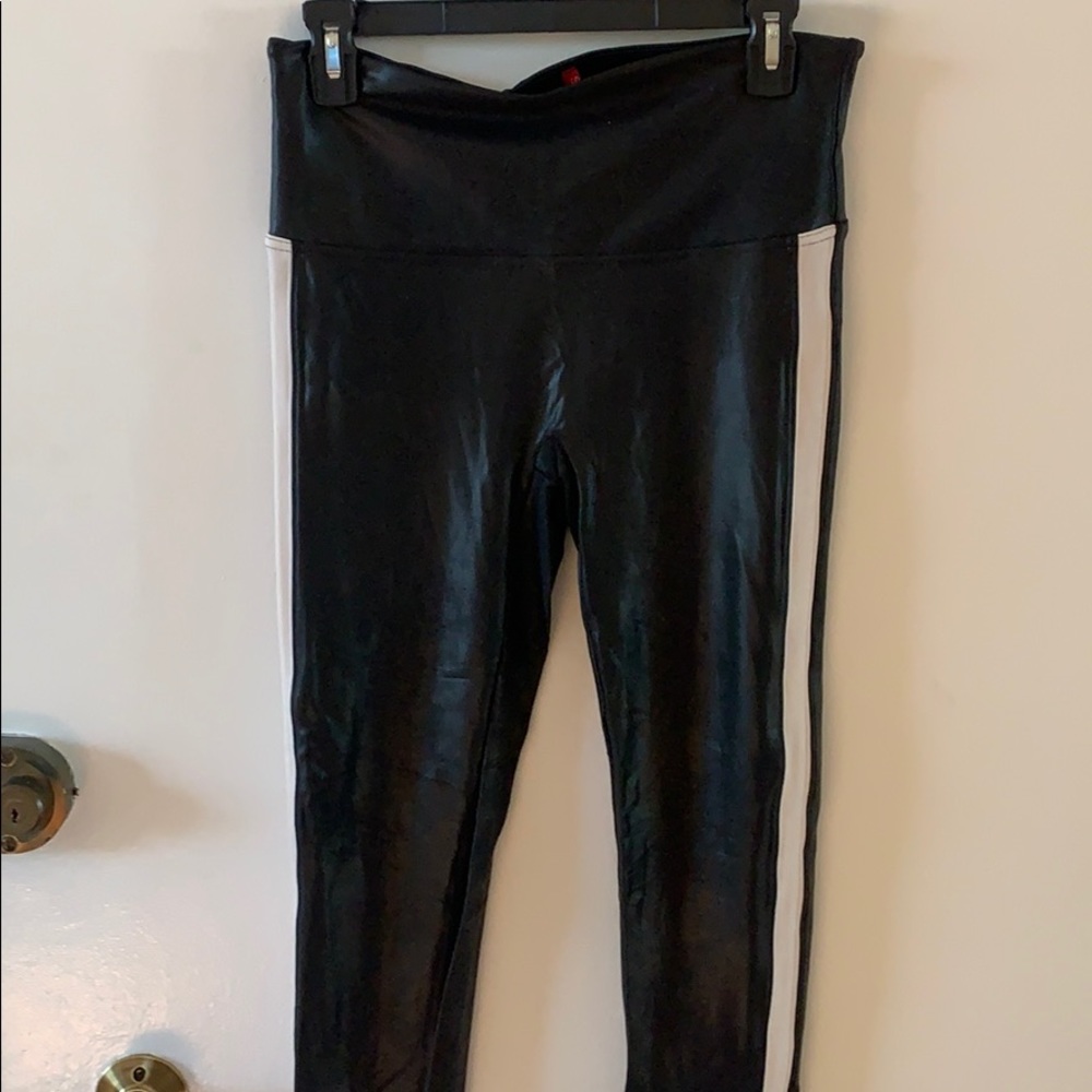 SPANX black with stripe leggings so large